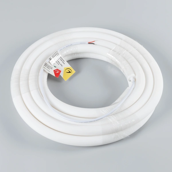 Лента герметичная MOONLIGHT-TOP-A336-D18mm 24V Day4000 360deg (14.4 W/m, IP65, 2835, 5m, wire x1) (Arlight, Вывод прямой, 3 года)