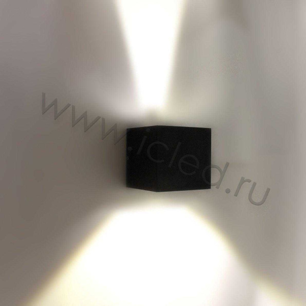 Светодиодный светильник настенный 1451 UC204 (220V, 2х3W, warm white)