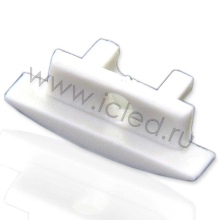 Заглушка с отверстием для профиля RLS005 (550)