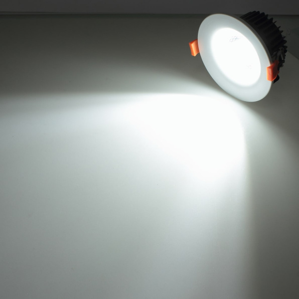 Светодиодный светильник JH-TH-Z15W AR69 (15W, White)