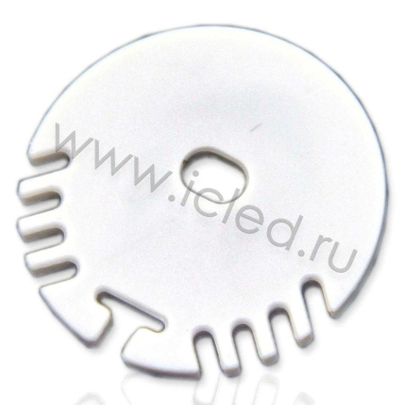 Заглушка с отверстием для профиля R001 (445)