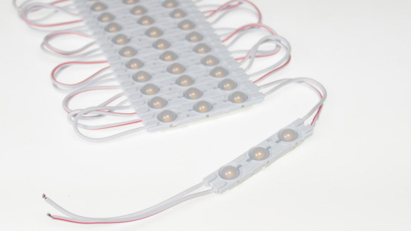 Светодиодный модуль 3 led 6011 MOD86 (1,5W, 12V, warm white, IP65)