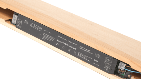 Светильник из массива (ясень белый)