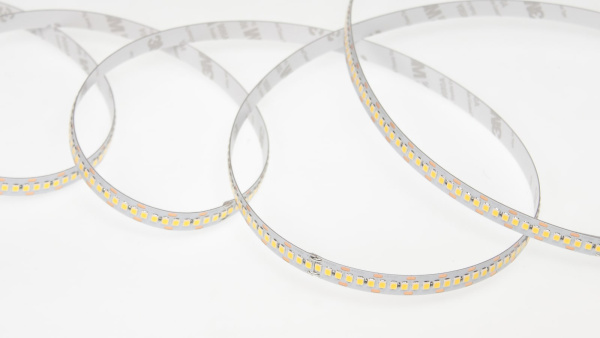 Светодиодная лента Class Premium, 2835, 240 led/m, однорядная, day white, 12V, 24W/m, IP20, A70