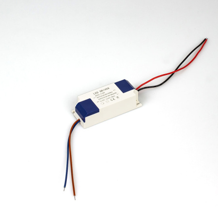 Светодиодный драйвер LD211 (220V, 31-36W, 100-144V, 300mA)