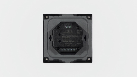 Сенсорная панель T16 Black IC22 (220V, DIM, 4 zone, DMX512, RF 2.4GHz)