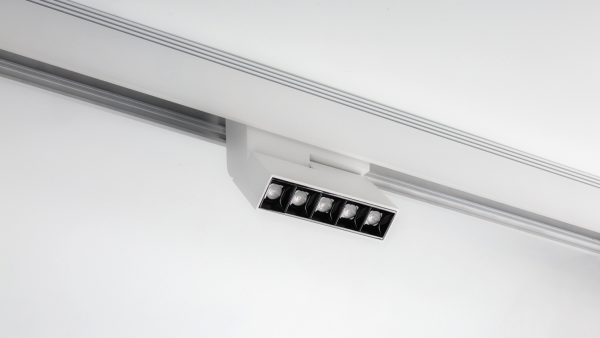 Светильник для низковольтного трека SY