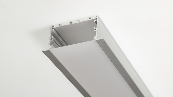 Алюминиевый профиль врезной 578 (2000х75/60х35мм с рассеивателем)