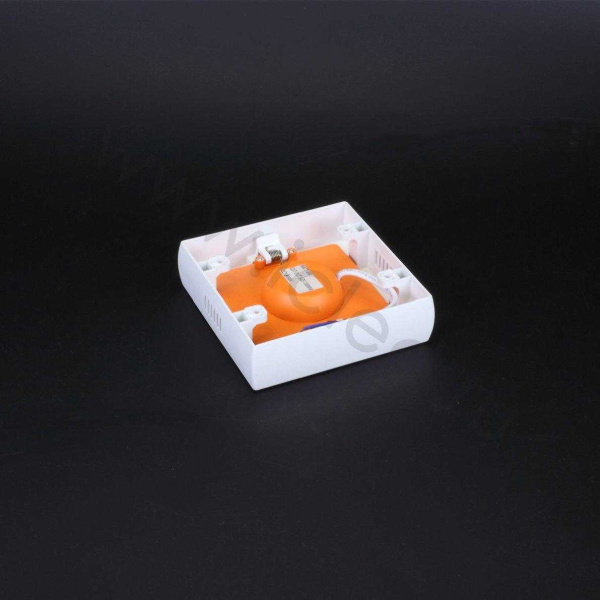 Корпус-адаптер квадратный для накладного варианта DL-SR-12W MB45