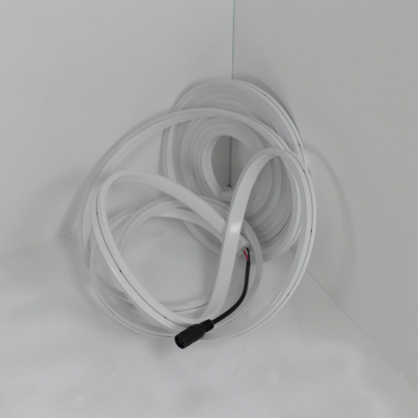 Светодиодный гибкий неон 4.5*13, 24V white LB12 (блистер 5м)