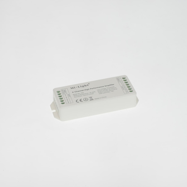 Усилитель высокоскоростной Mi-Light PA4 P263 (12/24V, 4 канала, 180/360W Max)