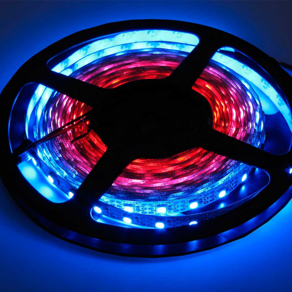 Светодиодная лента LUX class, 5050, 60 led/m, V62, RGB-SPI (WS2811A), 5V, белый шлейф, IP33